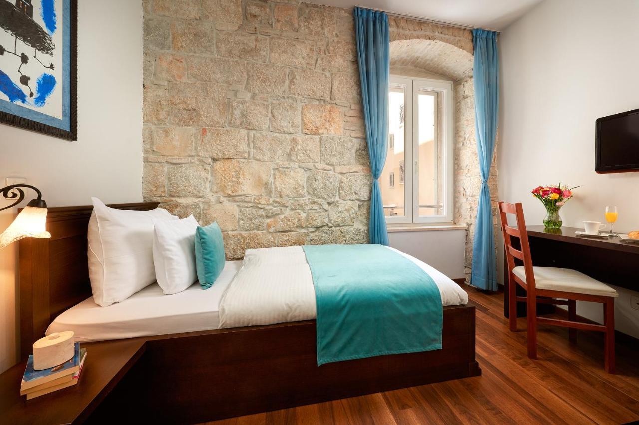 Stara Olea Bed & Breakfast สปลิท ภายนอก รูปภาพ