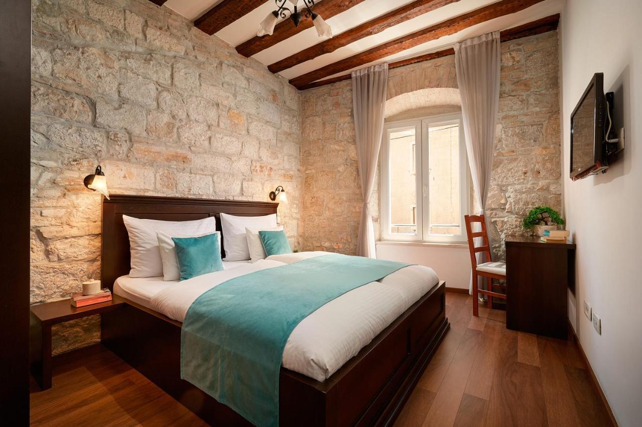 Stara Olea Bed & Breakfast สปลิท ภายนอก รูปภาพ